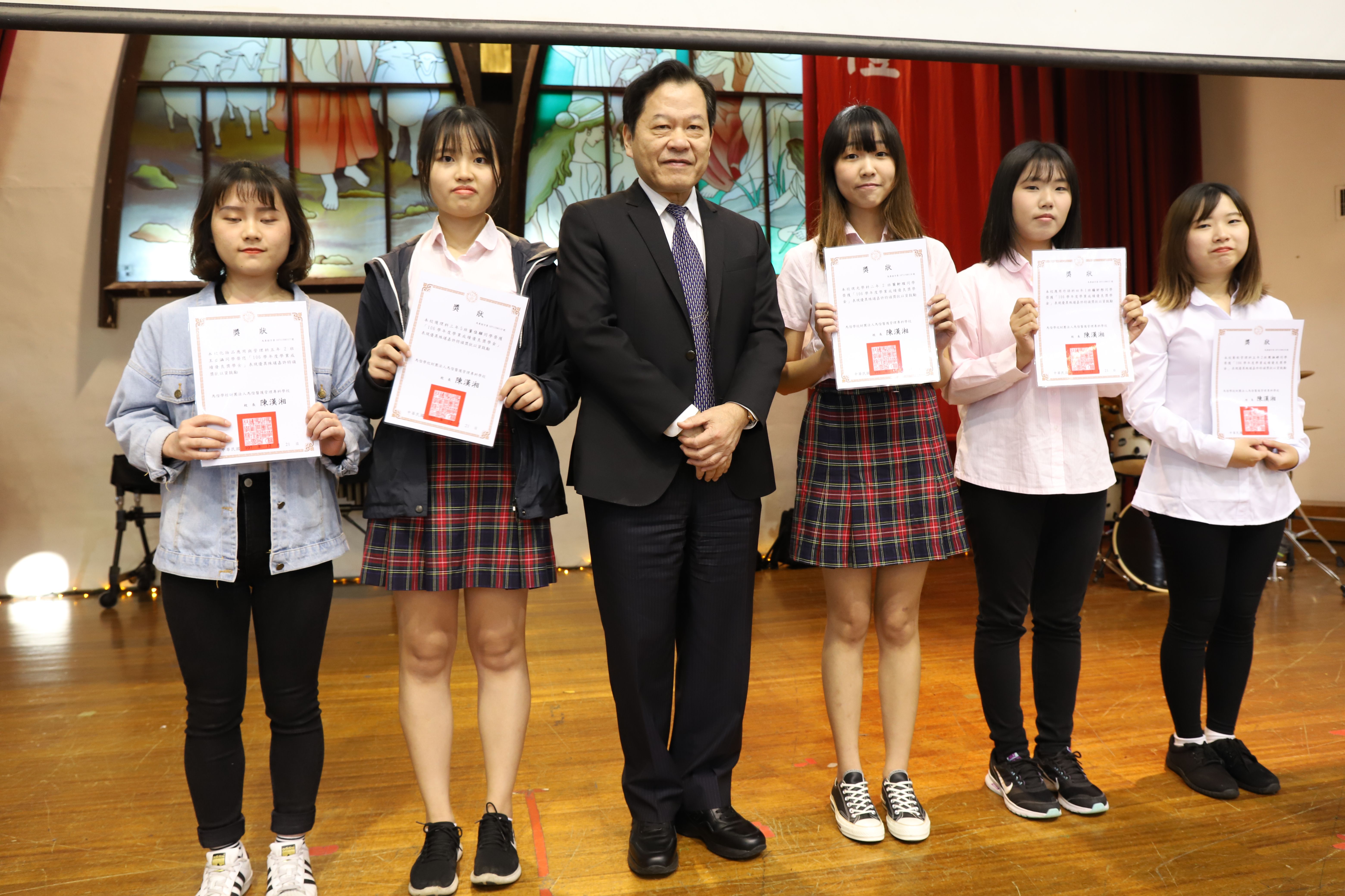 107-1品德優良學生競選